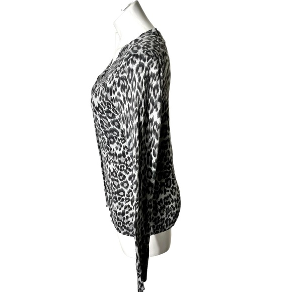 Gap Leopard Print Cardigan Size Large Black/Gray - Picture 2 of 4